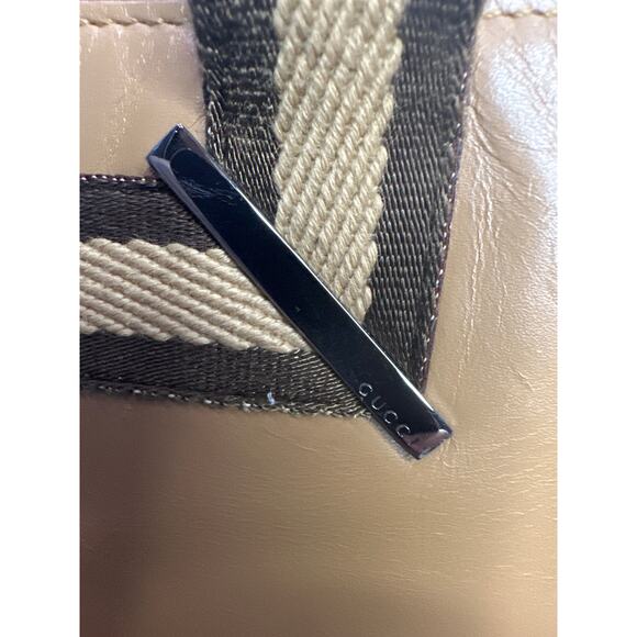 Gucci Tan Shoulder Bag - Picture 4 of 10